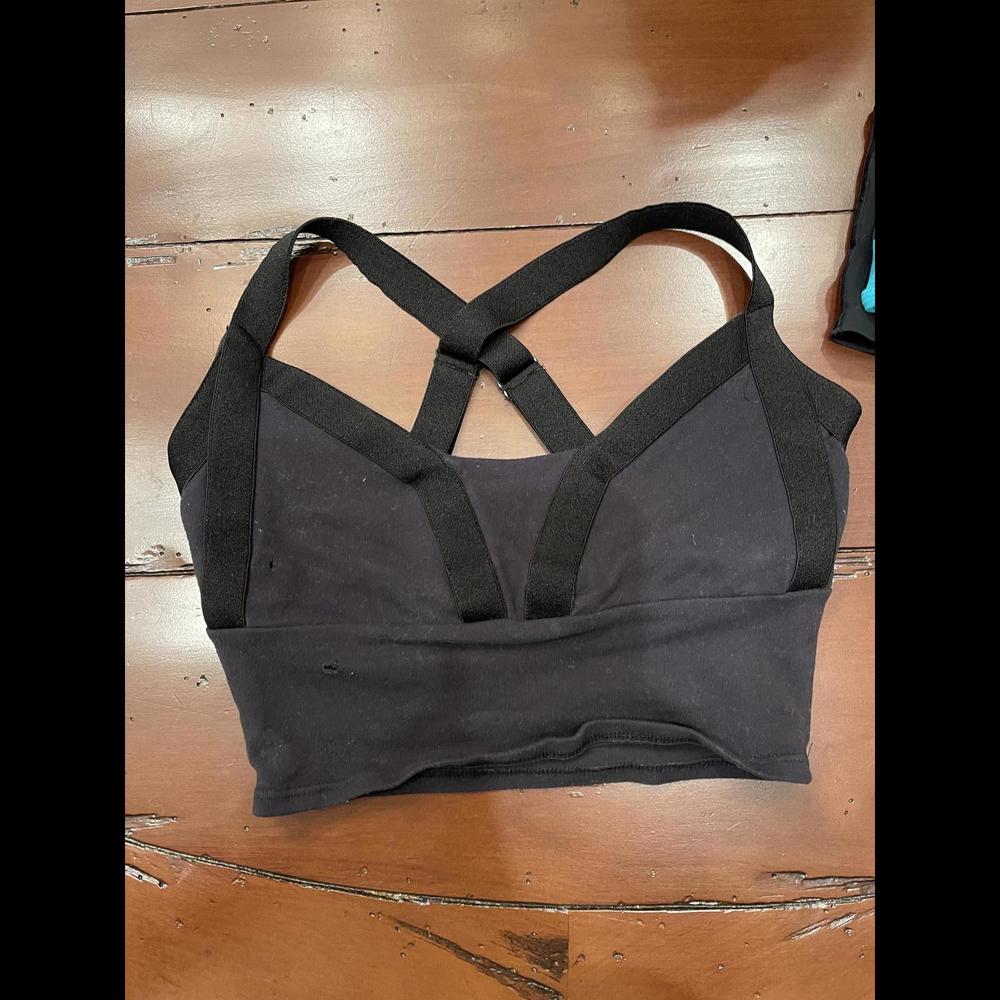 Black beyond yoga long line sports bra size xsmall